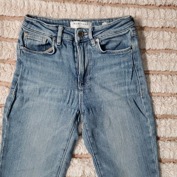 💙 Marciano Jeans 👖 - Picture 5 of 10